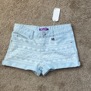 never worn patterned jean shorts size 28